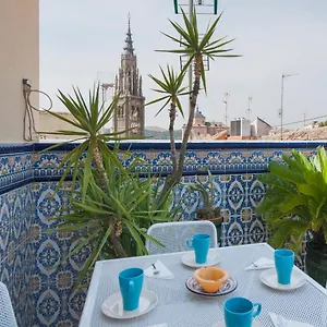Atico-terraza Imperial Apartment